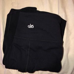 Alo brand yoga pants